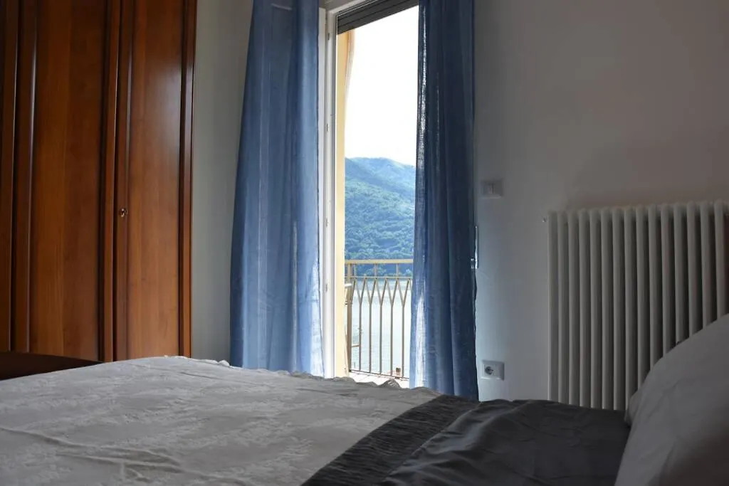 La Resilienza, Apartment With View, Carate Urio Италия